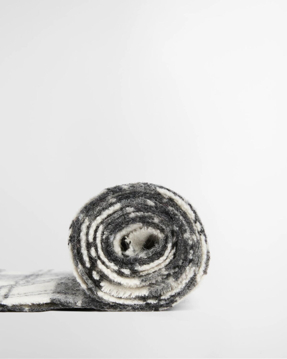 tartan lambswool scarf<BR/> 