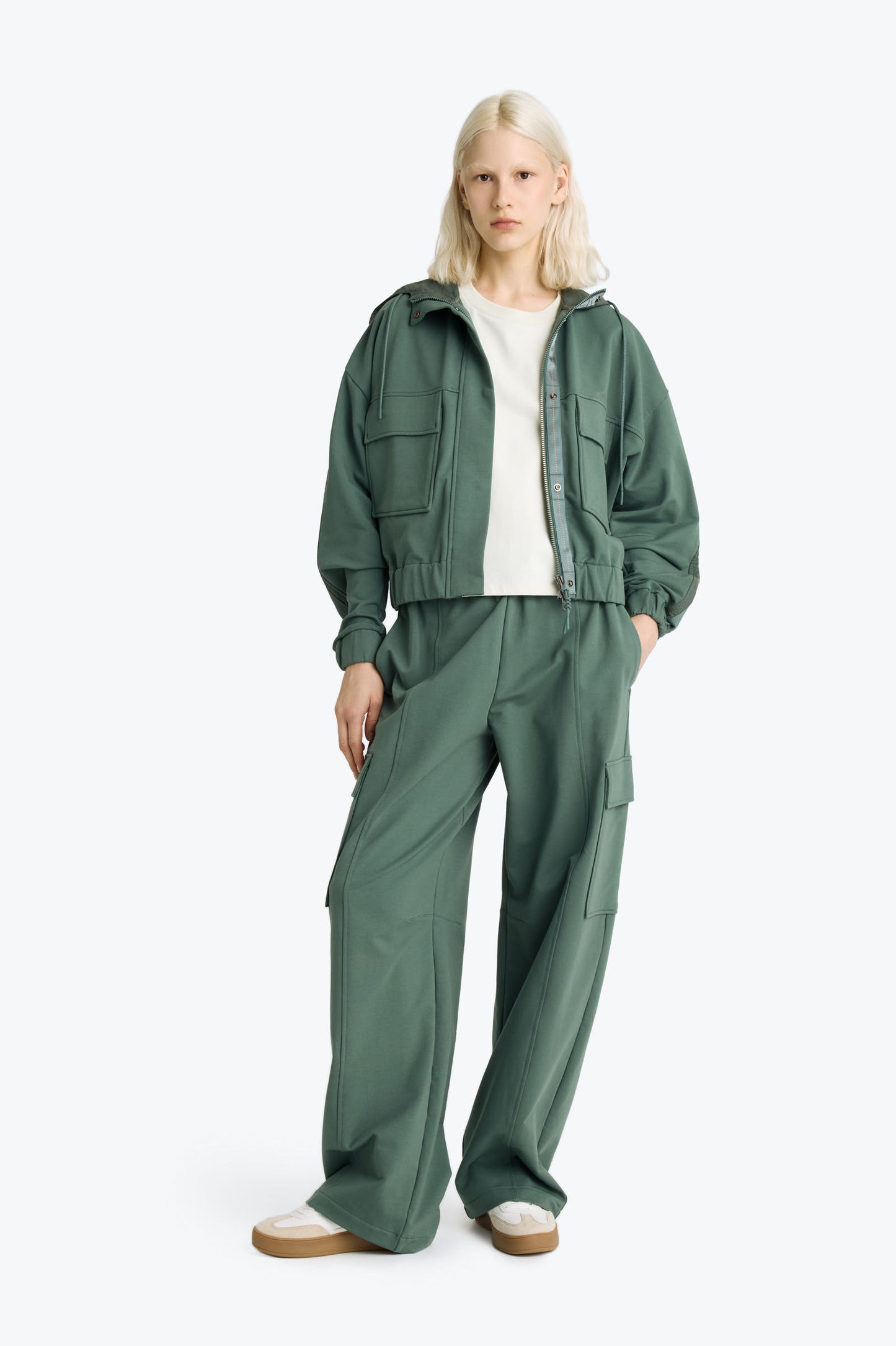 SALVAGE - FELPA CON CAPPUCCIO <BR/>HOODED SWEATSHIRT 